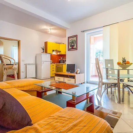 Casa Holiday home Liznjan